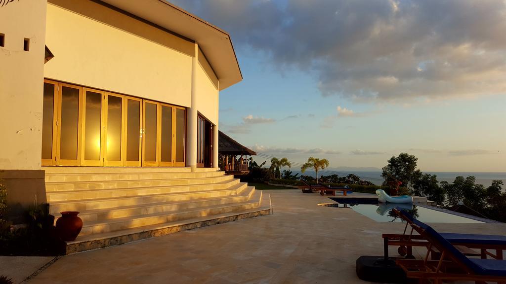 Villa Kipas Retreat Senggigi Exteriör bild
